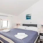 Apartmán 2 Bedroom Amazing In *