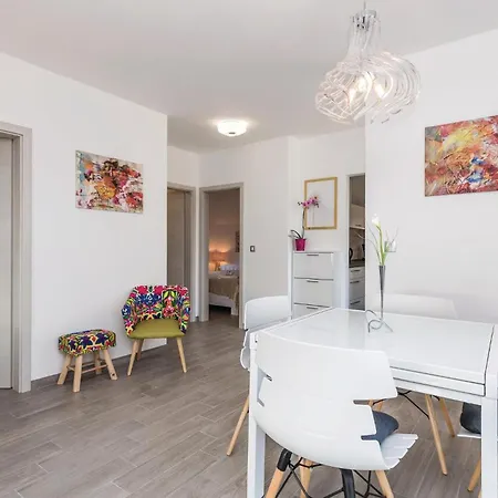 Stunning In With House Sea View